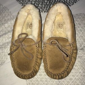Girls Ugg Slippers